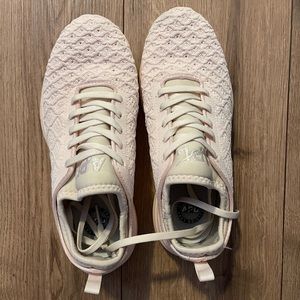 APL techloom phantom